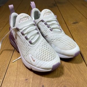 Nike air max 270 youth 7 or women’s 8
